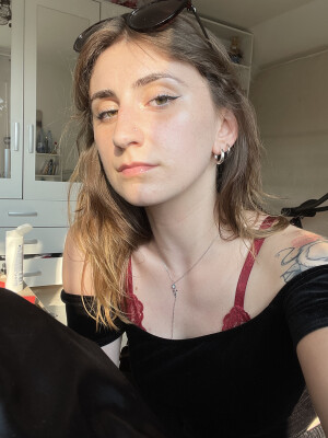 Dora is looking for an Apartment / Rental Property / Studio / Room in Enschede